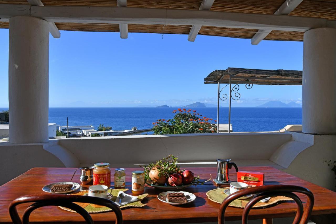 Mariangelica Hotel Ginostra Bagian luar foto