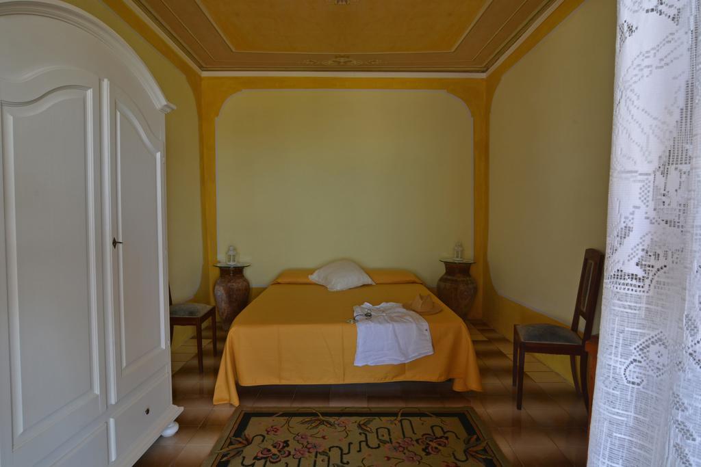 Mariangelica Hotel Ginostra Bagian luar foto