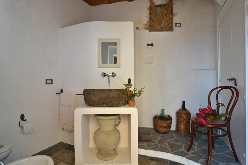 Mariangelica Hotel Ginostra Bagian luar foto